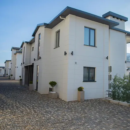 Antique Hills Apartmanhotel