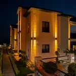 Antique Hills Apart Otel *