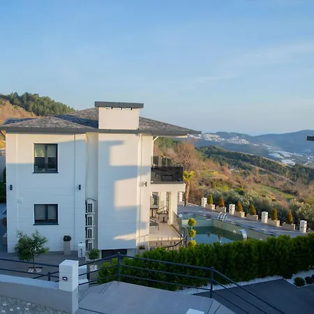 Antique Hills Apart Otel *
