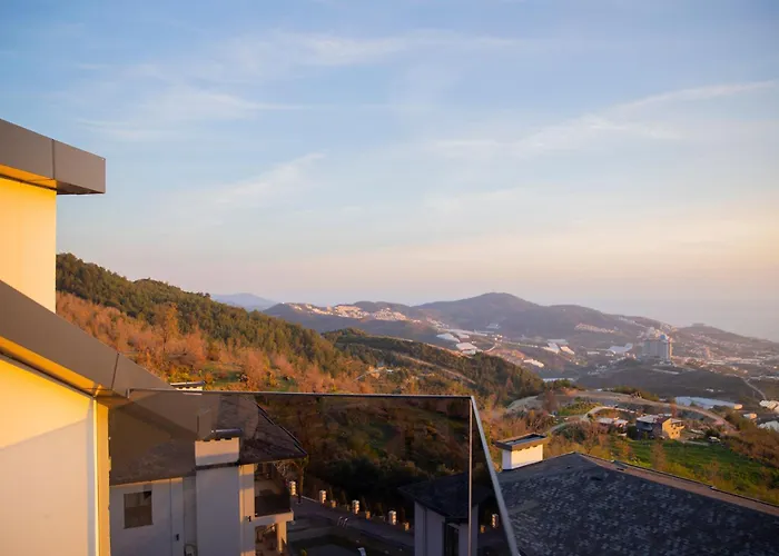 Antique Hills アパートホテル