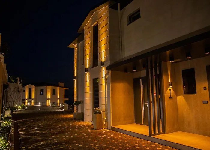 Antique Hills * אלאניה