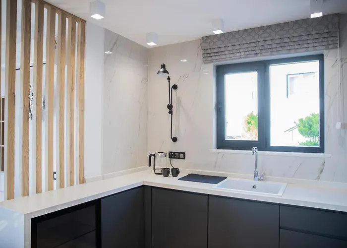 Antique Hills * אלאניה