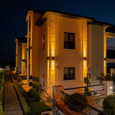 Antique Hills Apart Otel *