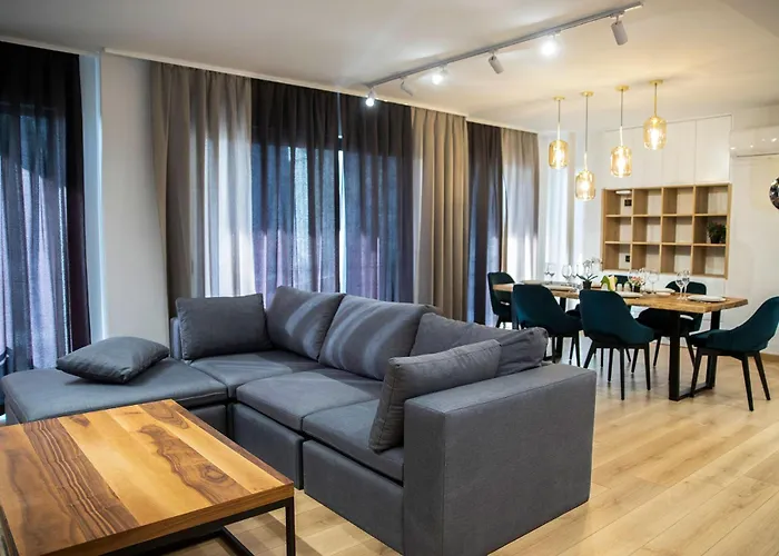 Antique Hills Aparthotel *