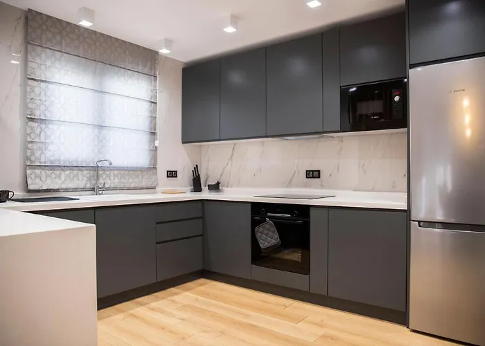 Antique Hills Aparthotel